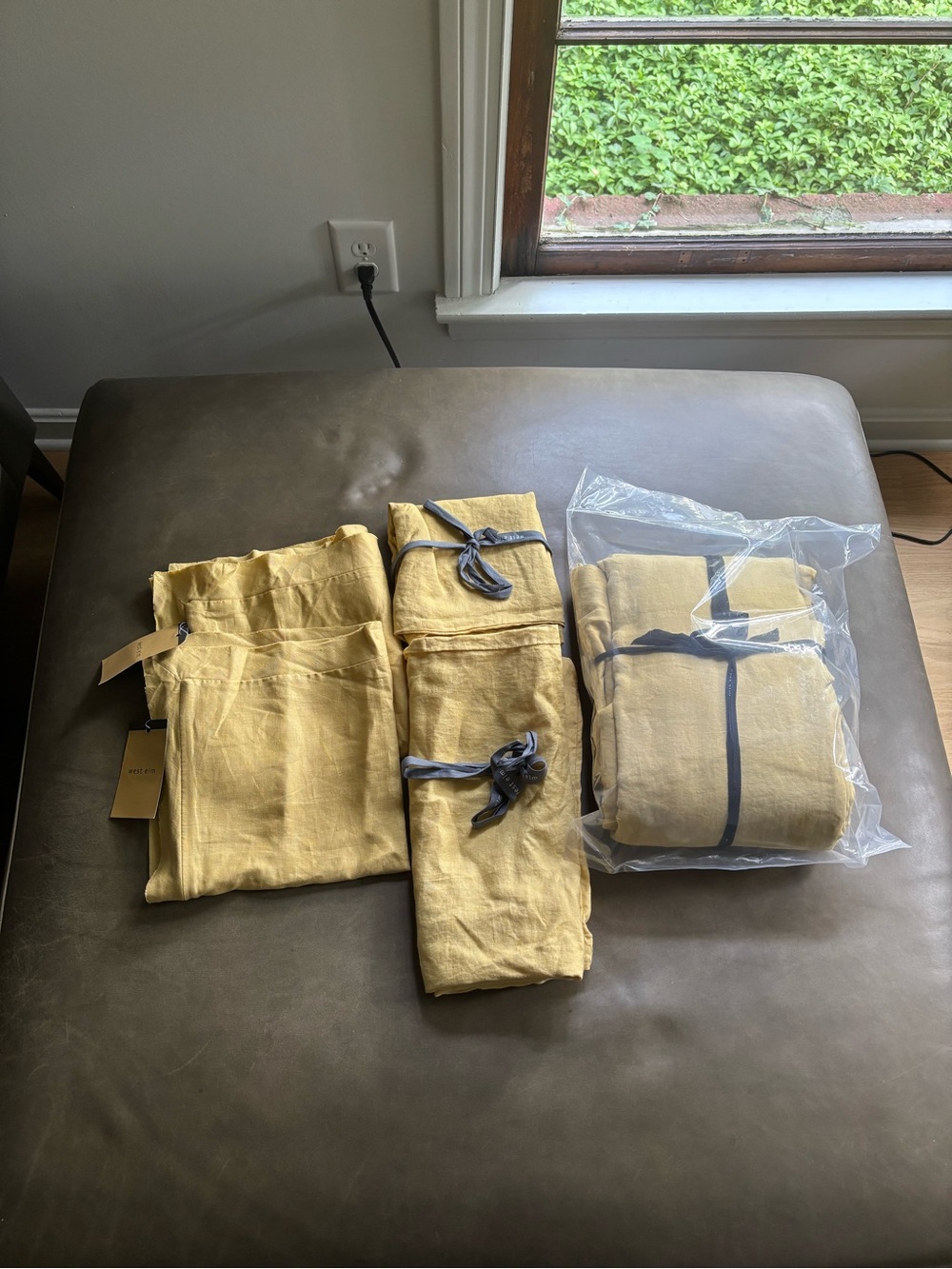 West Elm Linen Duvet Bedding Set in Mustard Yellow. 4 pillowcases 18” and 26”